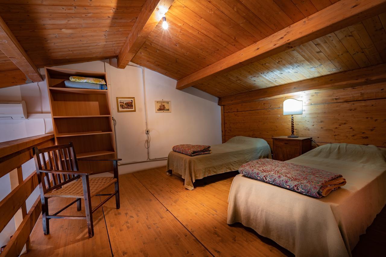 Agriturismo Fattoria Di Gratena Arezzo Exteriör bild